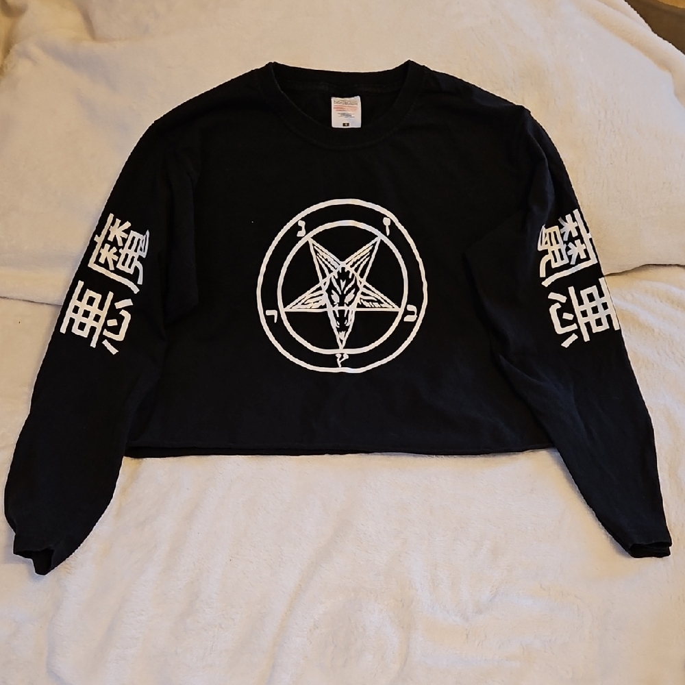 Crop Top Tee Sigil of Baphomet Size S